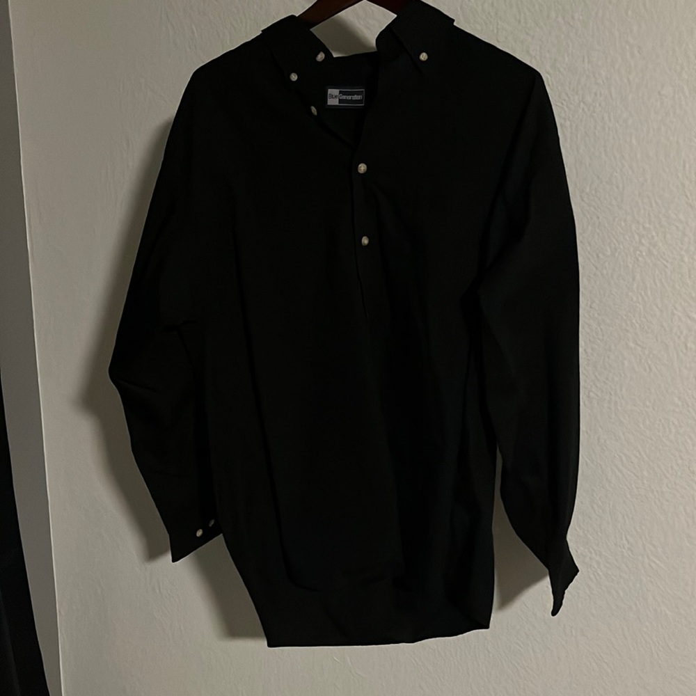 Mens large black button up. Classics.